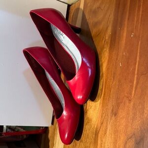 Life Stride Red Women's Heels